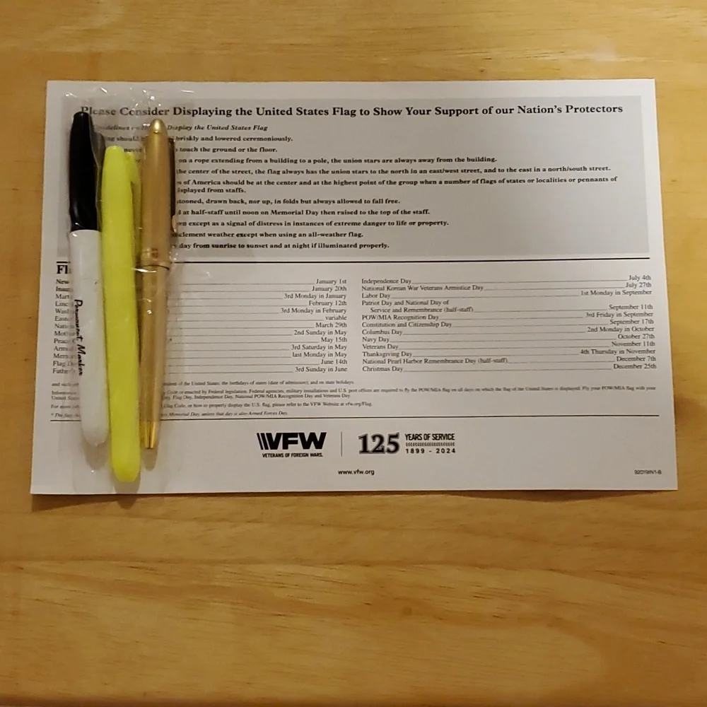 2025 Calendar At-A-Glance with Holidays and Pens, Highlighters on Back